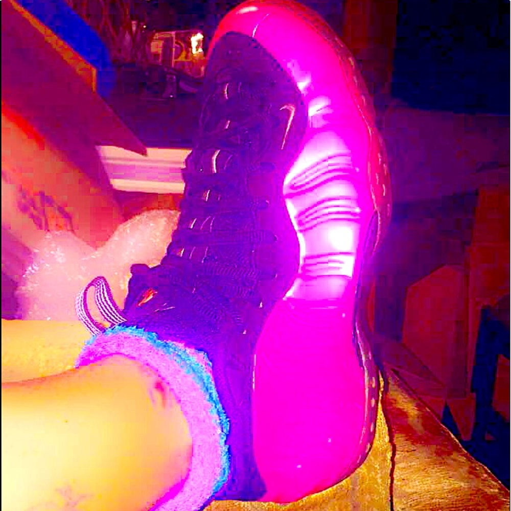 Fuschia foamposites